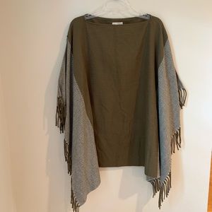 Universal Thread Aztec/boho inspired poncho